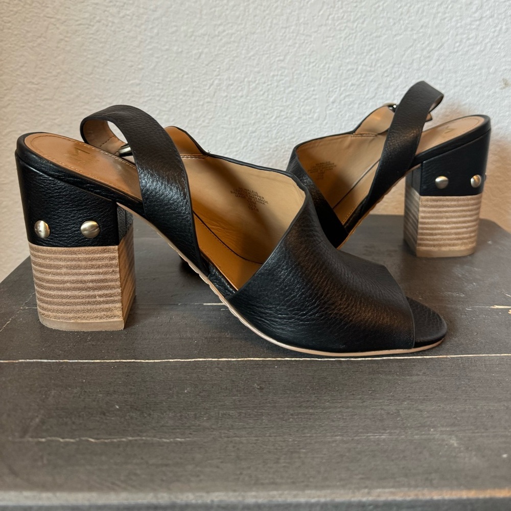 Marc Fisher Waleis leather studded heeled Sandal size 10